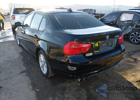 2010 BMW 328I z USA, uszkodzony, nr VIN WBAPH7G57ANM51817